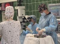 Хабаровские офтальмологи провели около 40 операций для жителей Магаданской области