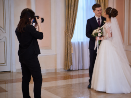 Суд обязал магаданского фотографа отдать снимки со свадебной фотосессии и выплатить компенсацию